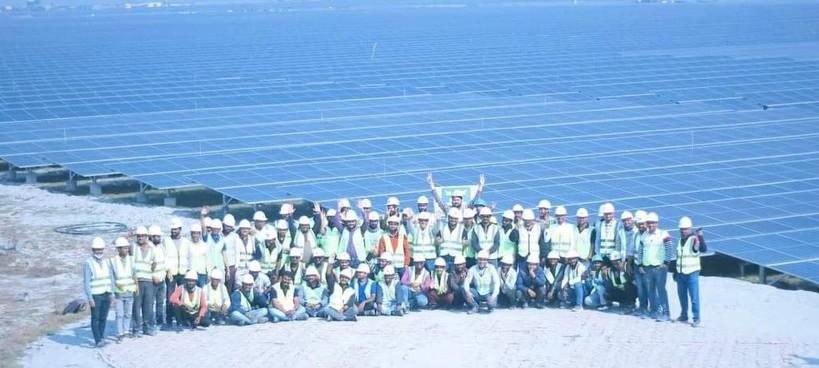 METCon site team at a solar power plant